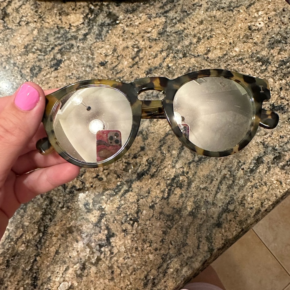 Illesteva Sunglasses